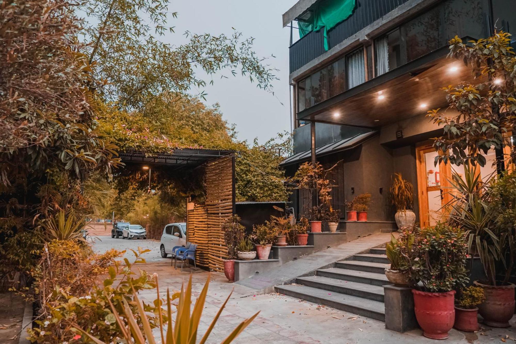 The Garden Hotel Islamabad Exterior photo