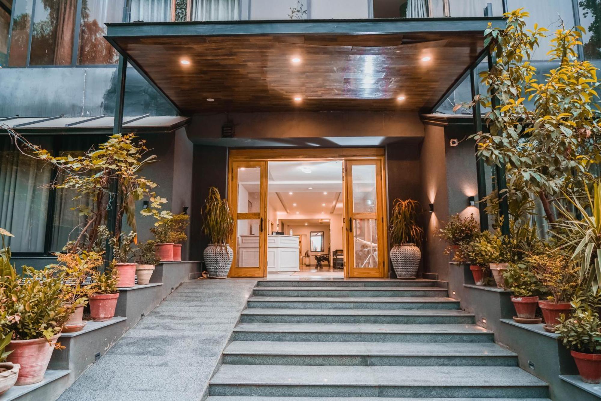 The Garden Hotel Islamabad Exterior photo